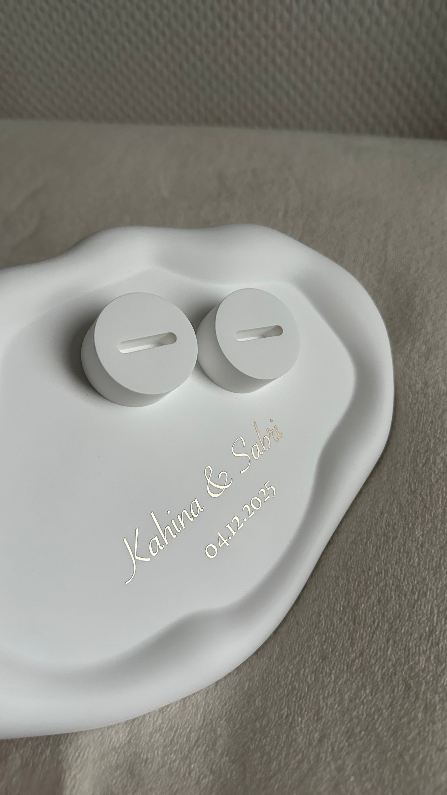 Porte-Alliance en plâtre