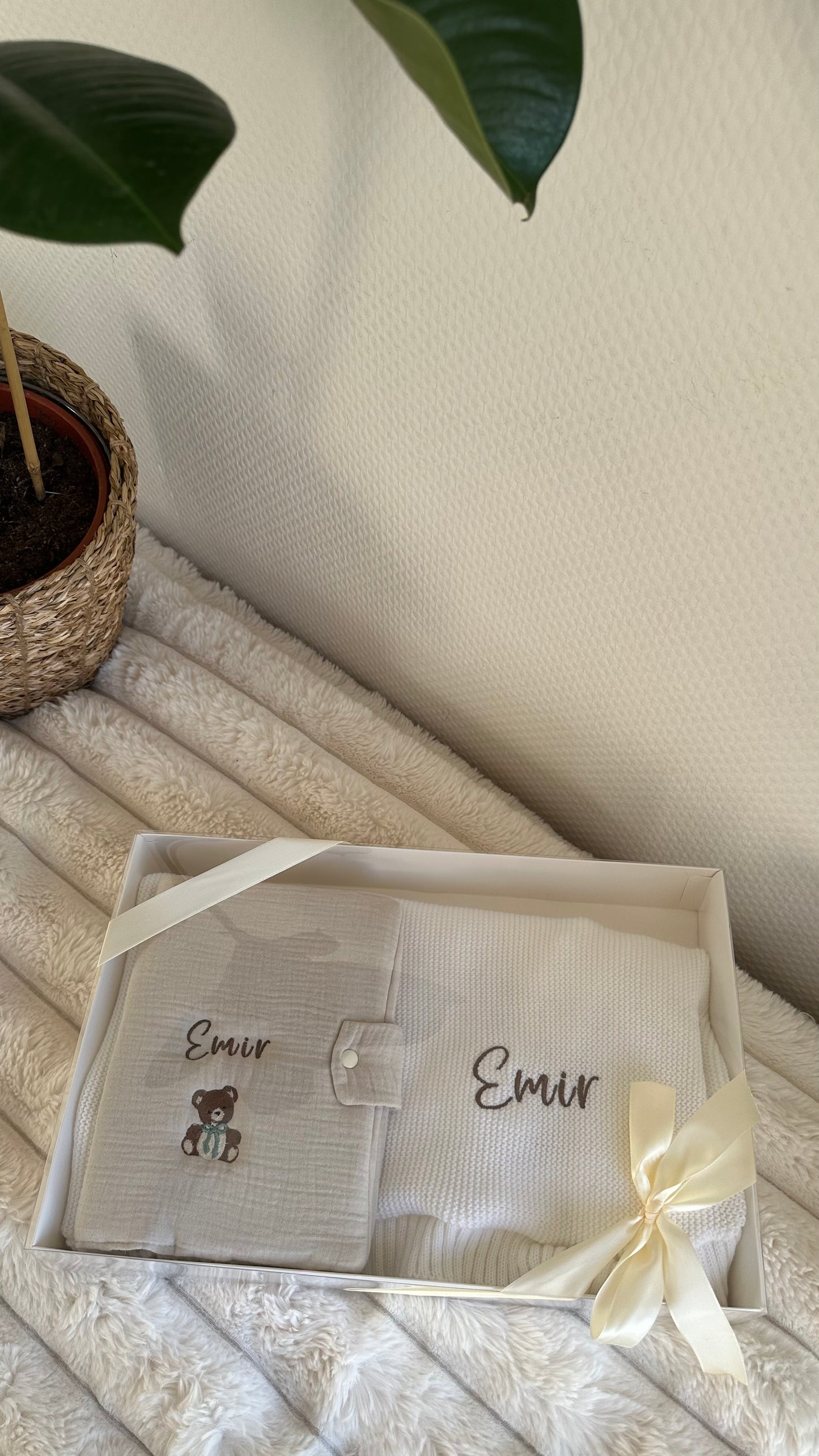 Coffret Naissance Brodé